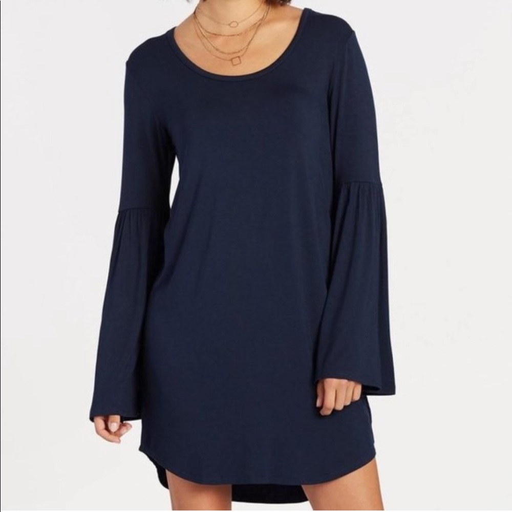 Chaser bell sleeve dress in Navy size small